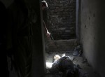 نفرت مردم افغانستان از شبه نظامیان رو به افزایش است (رویترز)