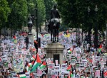 اعتراضات گسترده طرفداران فلسطین در لندن  به کشتار مسلمانان در غزه (آژانس خبری اروپا)