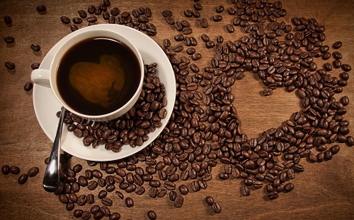 مصرف قهوه به مقابله با زوال عقل کمک می کند