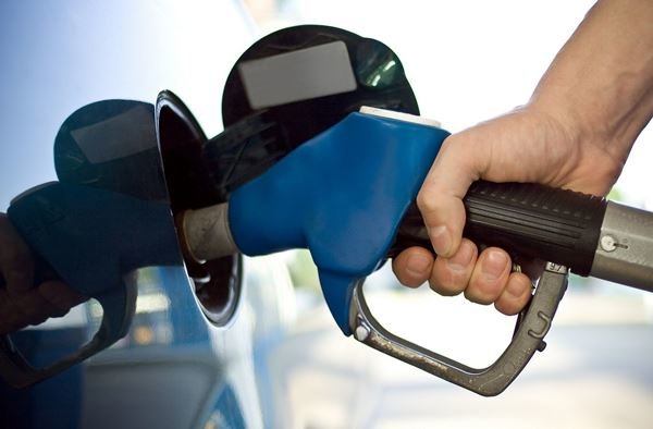 ماجرای هوافروشی در پمپ بنزین‌ها/توصیه جدید به مردم برای خریدبنزین