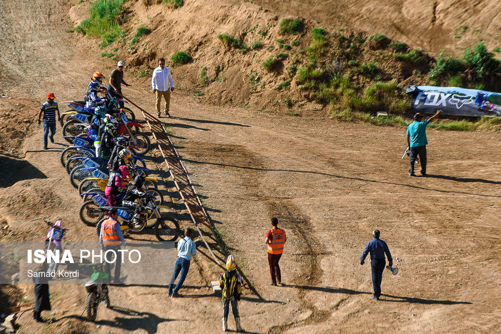 نخستین دور مسابقات کشوری موتورکراس بانوان